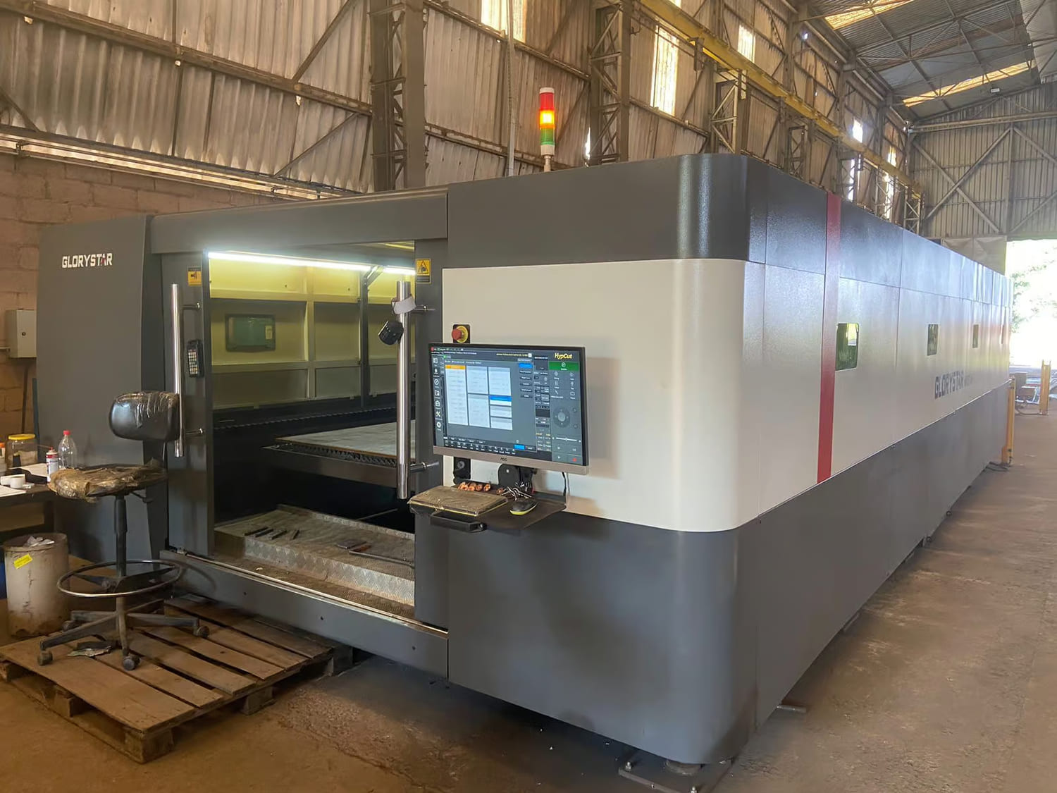 Manutenção de Máquinas de Corte a Laser